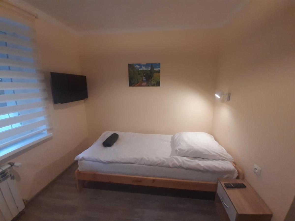 Bed and Breakfast Tropikalna Odnowa Falkowo Екстер'єр фото