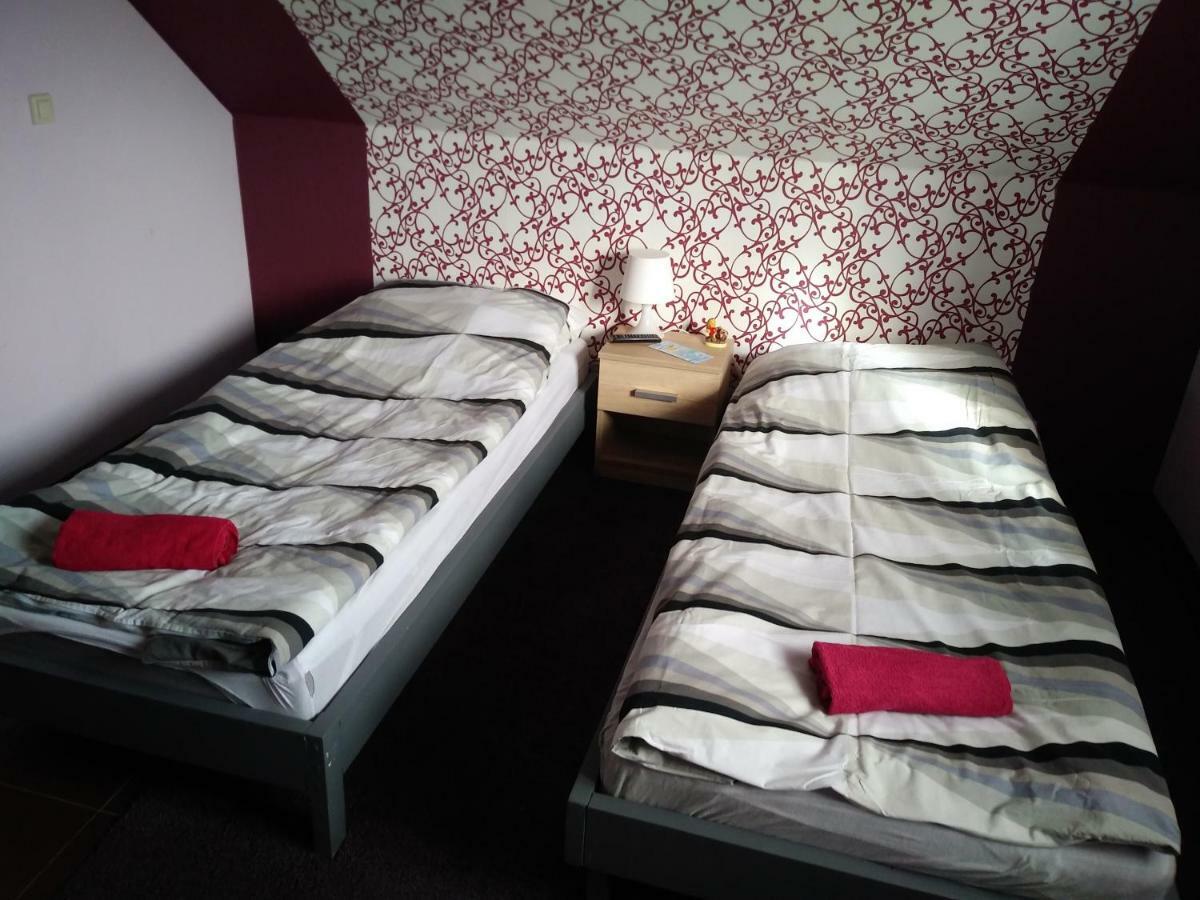 Bed and Breakfast Tropikalna Odnowa Falkowo Екстер'єр фото